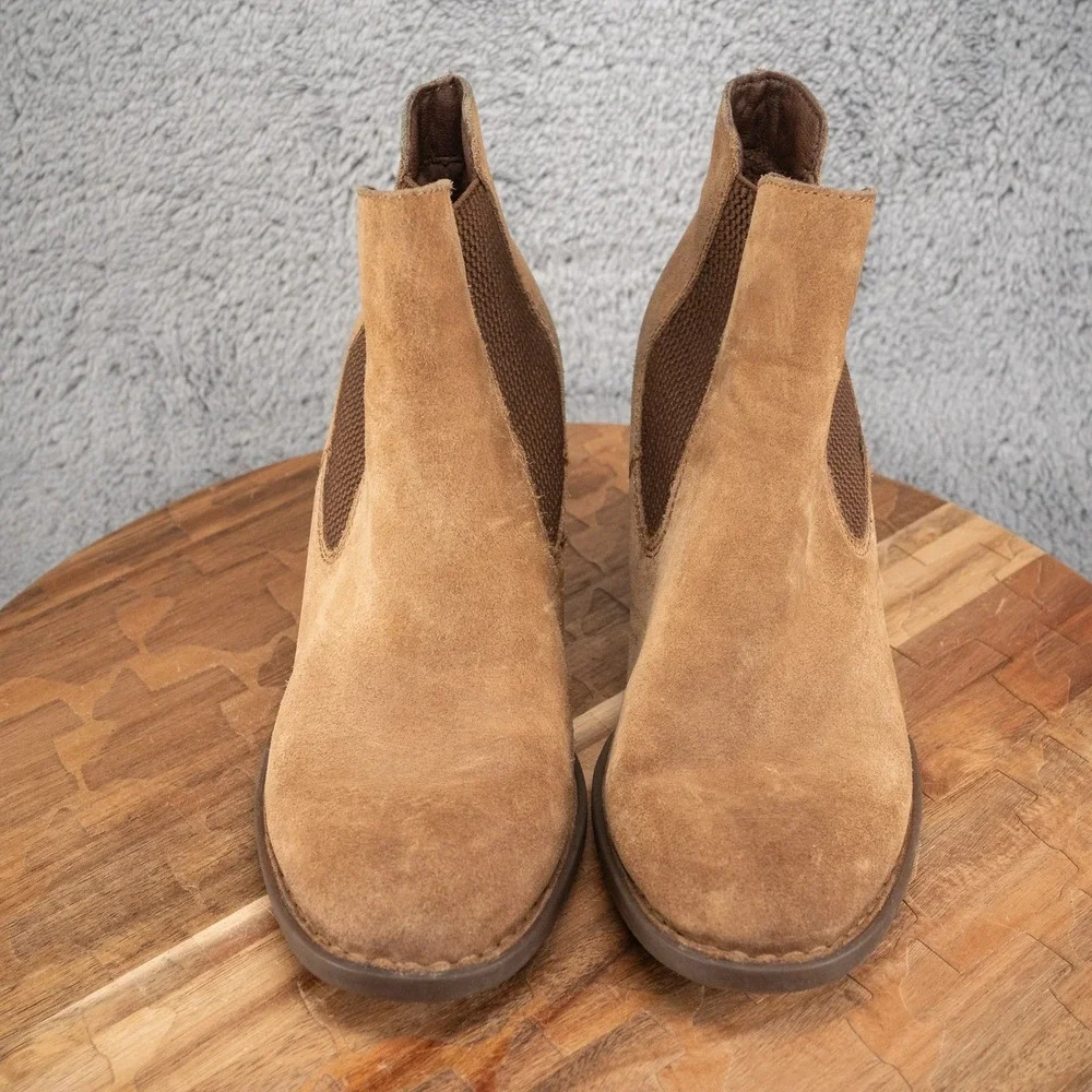 Born Boots Women's 7 M Brown Chelsea Ankle Booties Stacked Block Heel Suede